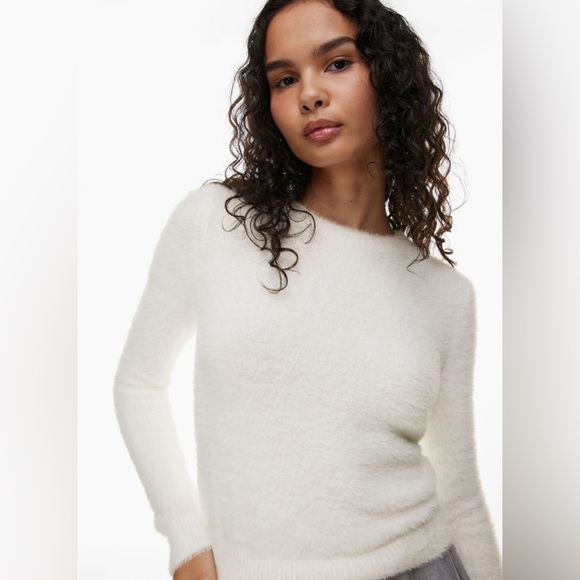 Aritzia Kitten sweater in white - Picture 5 of 5